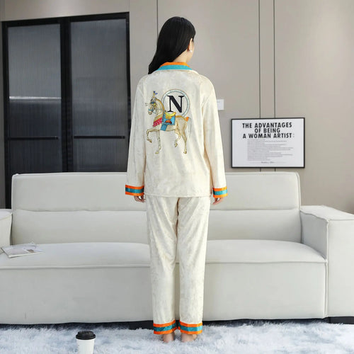 High Quality Velvet Pajamas Fall Long-sleeved Set of Two Pieces of High-grade Light Luxury Cardigan V-neck Large Size Homewear